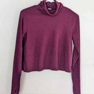 Old Navy Cozy Cropped Turtleneck